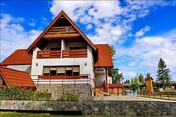 Pensiunea Green Park Brasov Hotel 3*